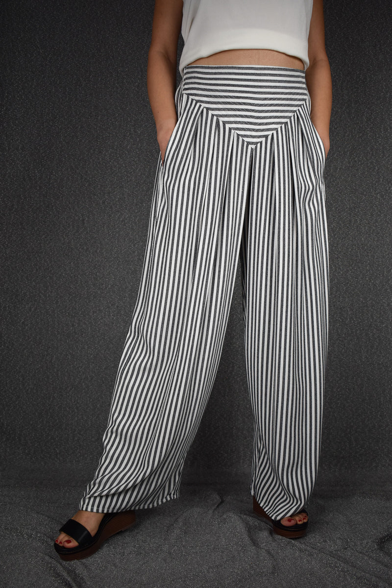 YOKE 2pleated Wide Trousers(22AW) - パンツ