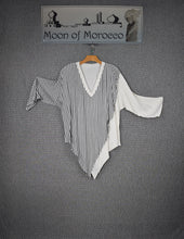 Load image into Gallery viewer, V-Neck Top