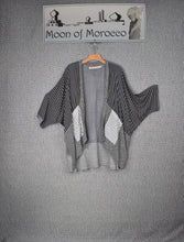 Load image into Gallery viewer, Kimono Jacket